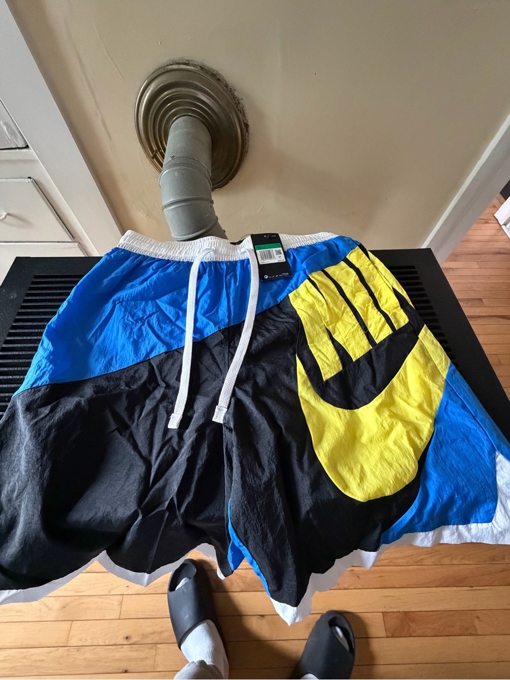 Nike Men's Blue Black Yellow Colorblock Athletic Shorts